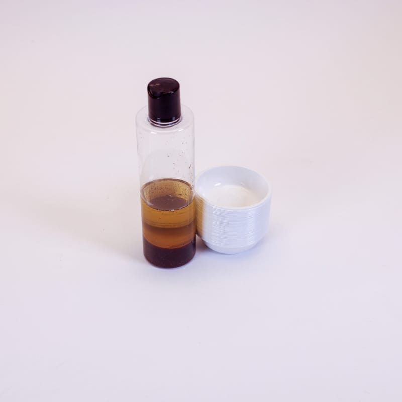 120ml lokkemiddel og 36 fangstkopper oppefra